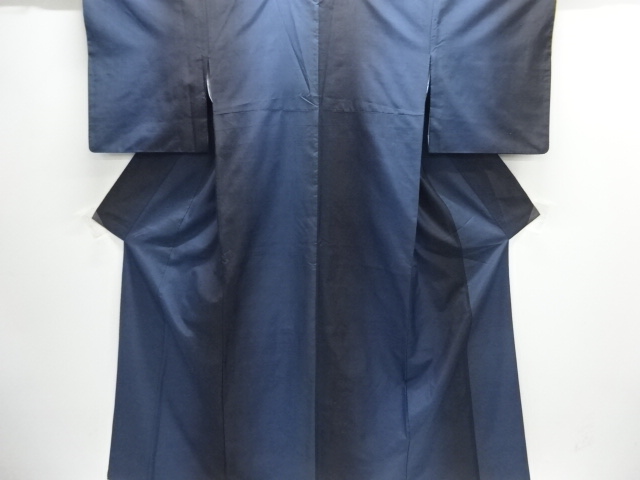 草花模様織り出し本場泥大島紬着物(7マルキ)